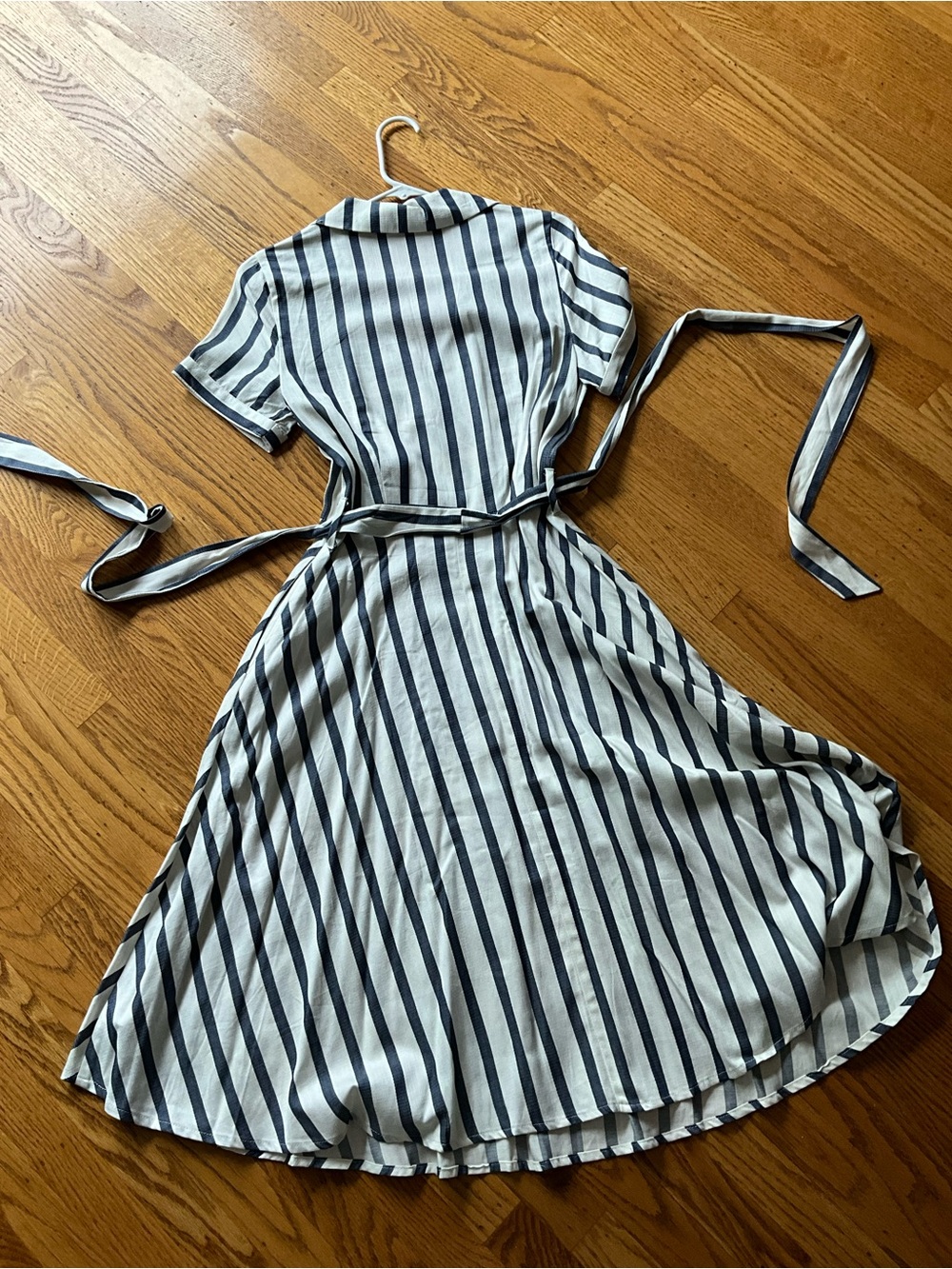 NWT Ixia Striped Wrap Midi Dress in White and Blue with Tie Waist - Picture 9 of 9